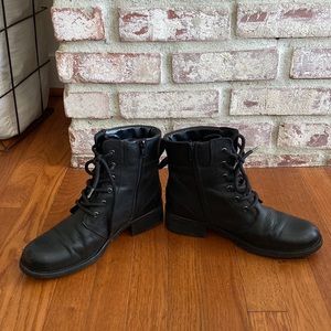 Clarks combat boots